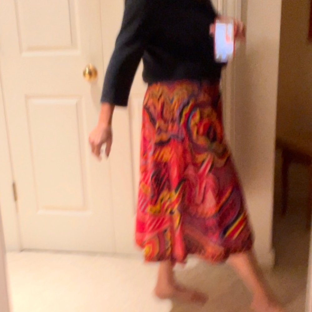 Skirt from Rome! - Picture 3 of 3